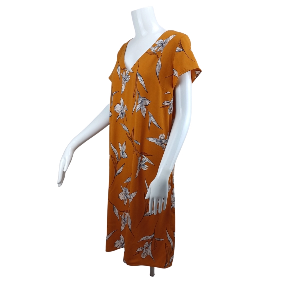 A NEW DAY Short Sleeve Vneck Midi Dress MED